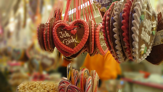 photo of heart hanging decor lot thumbnail