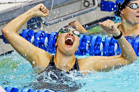 person wearing swimming goggles on pool thumbnail