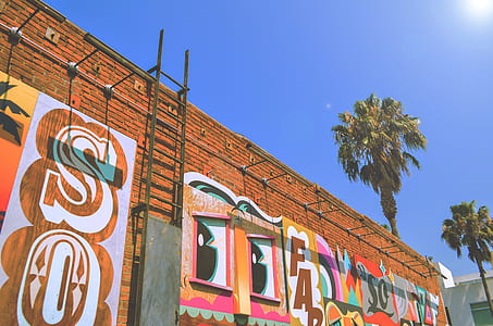 graffiti on wall thumbnail