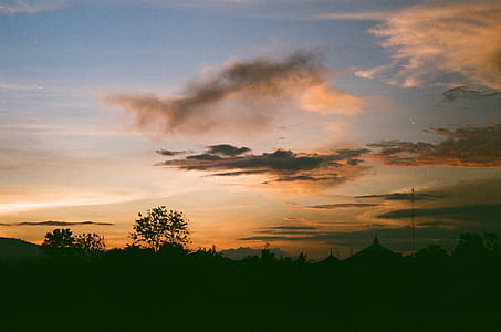 Photo of Mountain during Night Time thumbnail