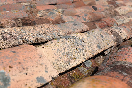 beige roof shingles thumbnail