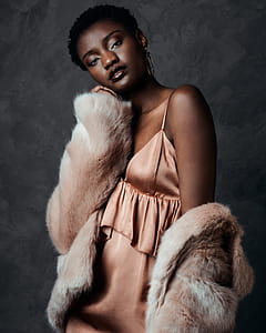 Fashion Model In Pink Photo thumbnail