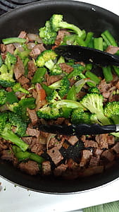 Cooking beef stirfry thumbnail