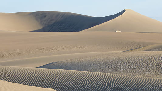 landscape photography of desert thumbnail