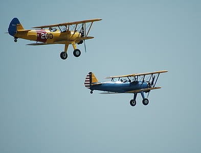 2 Biplanes Flying thumbnail