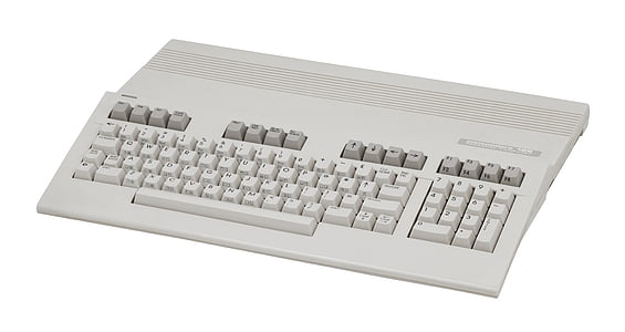 white computer keyboard thumbnail