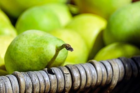 lot of green fruits thumbnail