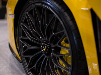 close-up photography of yellow Lamborghin sports car thumbnail
