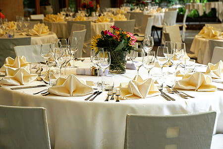 dining table set thumbnail