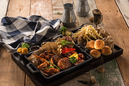 heavy meal dish on tray thumbnail
