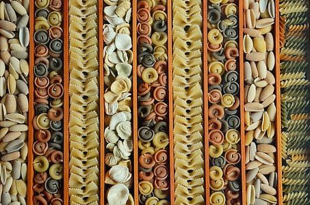 layered uncooked pasta thumbnail