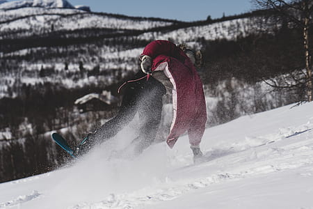 man skating on snow thumbnail