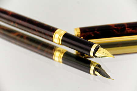 brown and black fountain pens thumbnail