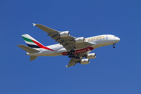 Emirates plane flying thumbnail