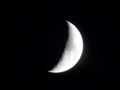 half moon thumbnail