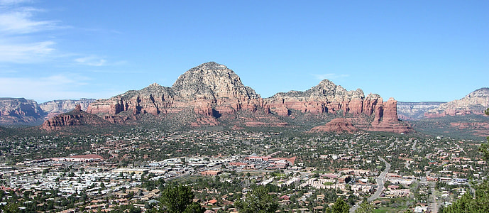 Aerial view of West Sedona, Arizona thumbnail