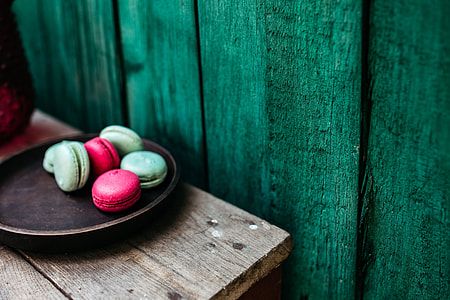 Pink & Green Macaroons thumbnail