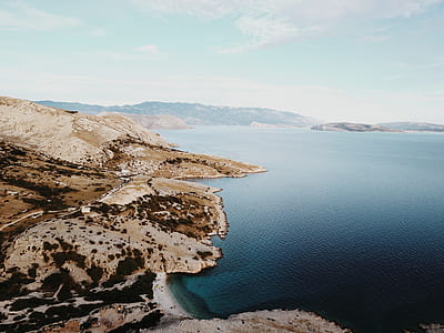 aerial view of island thumbnail