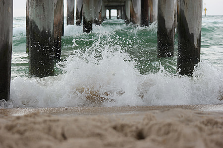 Waves Breaking, Waves Under A Pier thumbnail