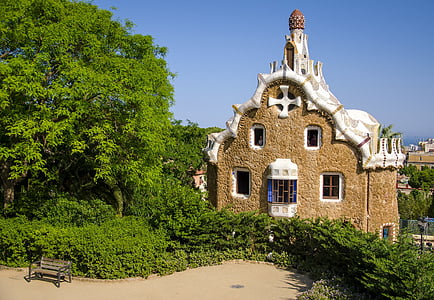 brown and white concrete church during daytime photo thumbnail