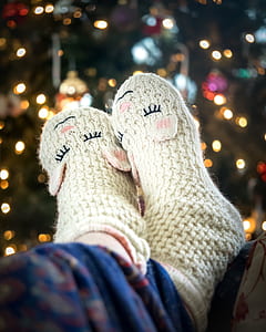 photo of person wearing grey socks thumbnail