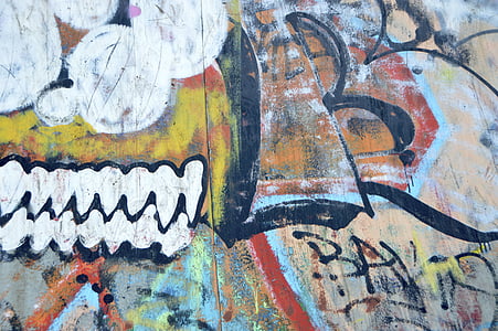 graffiti on wall thumbnail