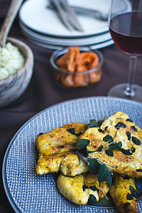 Paleo chicken breast with mashed cauliflower thumbnail