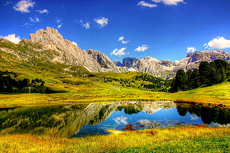 landscape photography of mountain ranges thumbnail