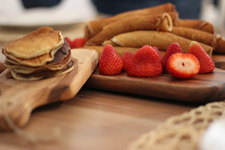 slice strawberries thumbnail