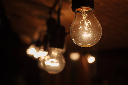 selective focus of lighted string lights thumbnail