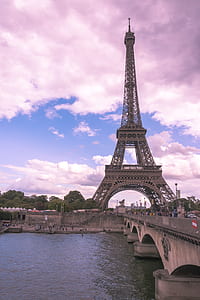 Eiffel Tower, Paris thumbnail
