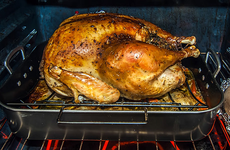 roast chicken in electric oven thumbnail