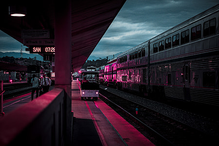 people waiting at train station thumbnail
