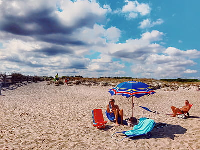 People At The Beach thumbnail
