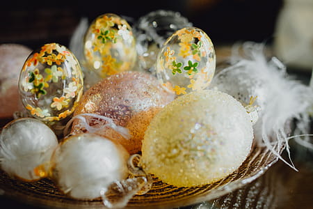 Easter Table Decorations thumbnail