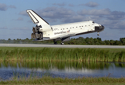 United States space shuttle near lake thumbnail