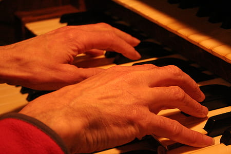 person playing piano thumbnail
