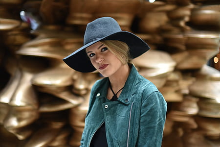 portrait of woman thumbnail