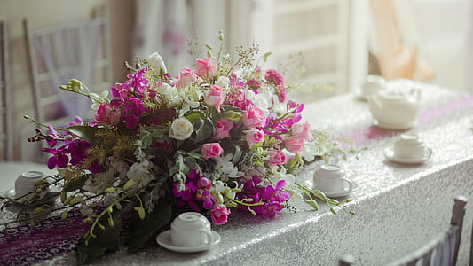 flowers, petals, table, blur thumbnail