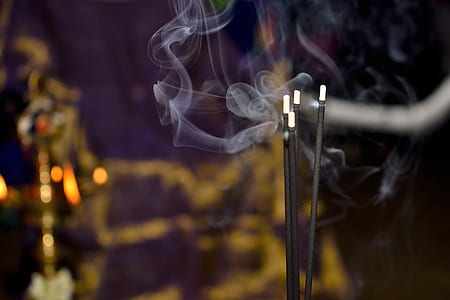 black lit essence thumbnail