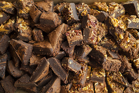 close-up photo of chocolate bars thumbnail