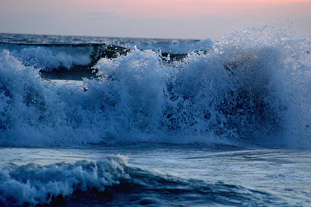 time lapse photography of sea wave thumbnail