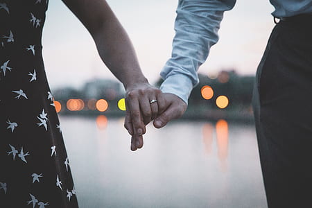 man and woman holding each other thumbnail