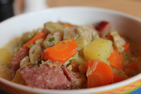 meat and vegetable stew thumbnail