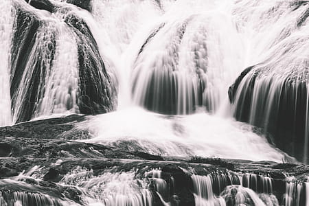 Waterfall Flowing thumbnail