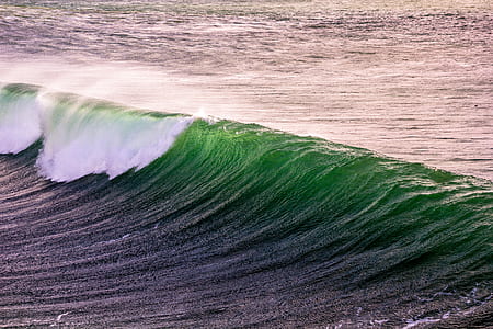 photo of sea waves thumbnail