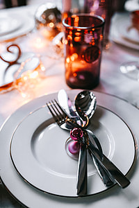 Christmas table decorations thumbnail
