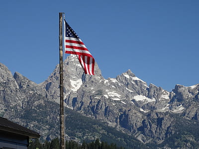 USA flag pole thumbnail