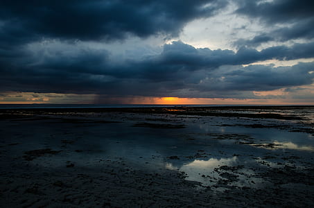 cloudy sky during sunset thumbnail