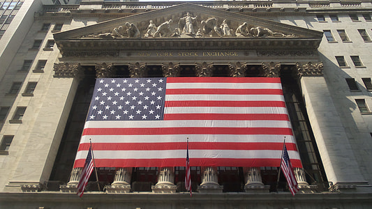 Wall Street, American Flag thumbnail